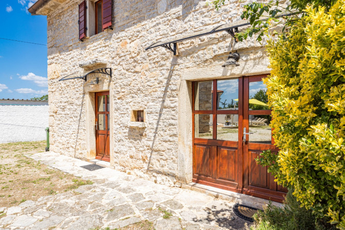 Kuća 2, Villa Laura Orihi s bazenom, Istra Orihi