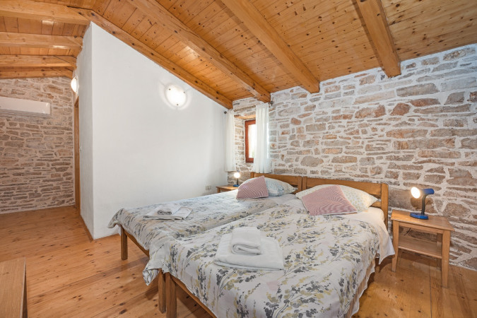 Kuća 3, Villa Laura Orihi s bazenom, Istra Orihi