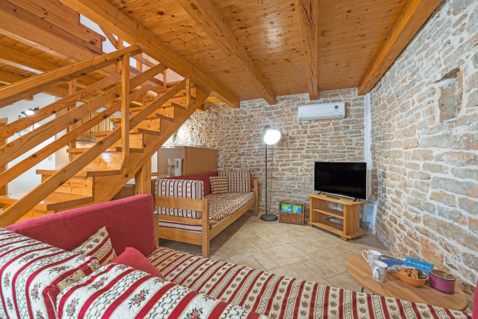 Kuća 1, Villa Laura Orihi s bazenom, Istra Orihi